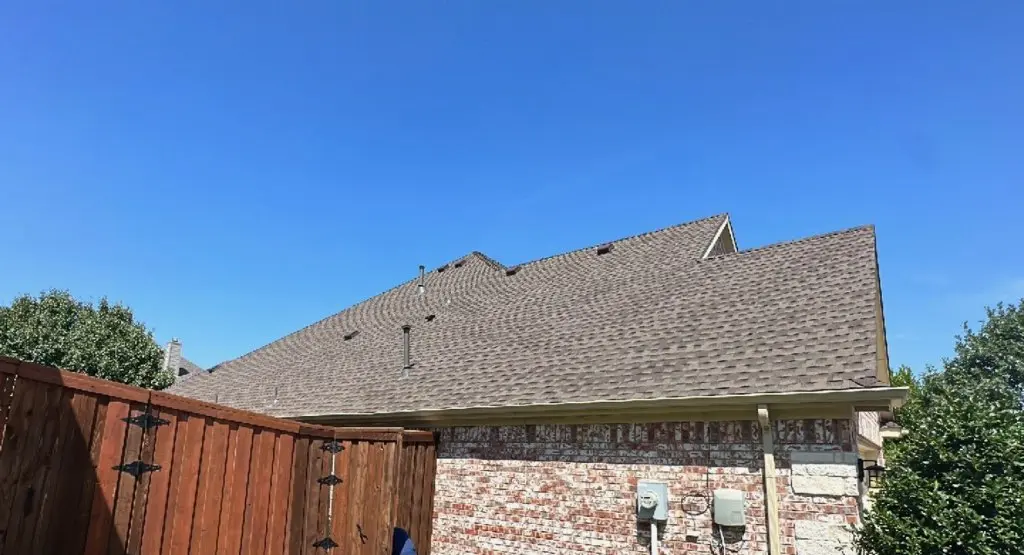 Completed roof replacement project in Centerville